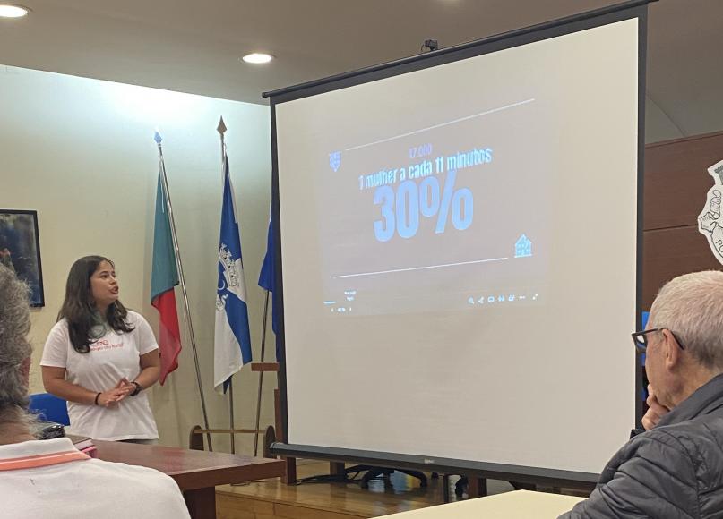  A&ccedil;&atilde;o de Sensibiliza&ccedil;&atilde;o Sobre Viol&ecirc;ncia Dom&eacute;stica